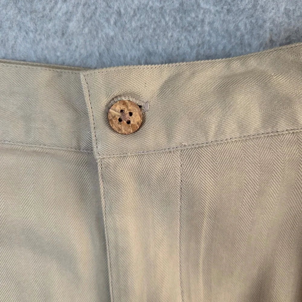 Tommy Bahama Relax Mens 35 Khaki Tan 100% Silk Herringbone Pleated Shorts